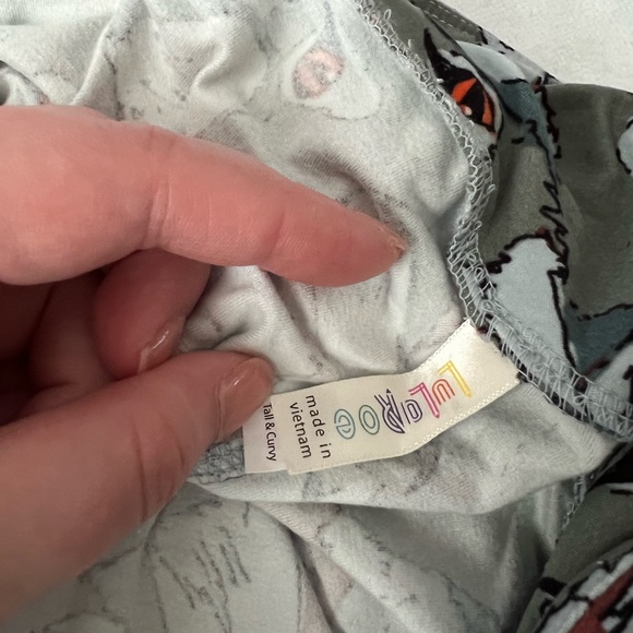 LuLaRoe Leggings, Wolf Pattern - Picture 2 of 3